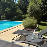 D'hotes De Luxe - Domaine De Gargoris I Piscine Et Nature Frühstückspension 3*