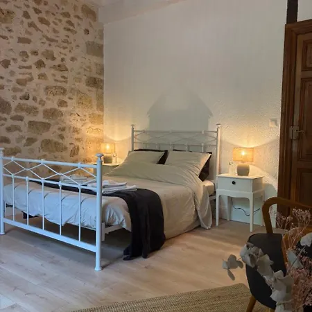 Frühstückspension Domaine De Gargoris - Charmante Chambre D'Hotes Met Prive-Terras Nabij Agen